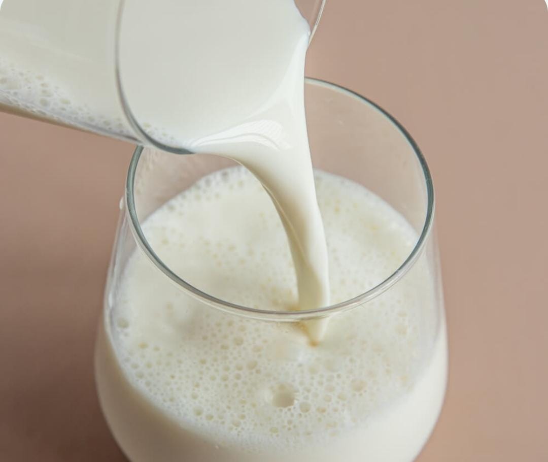  Milk 